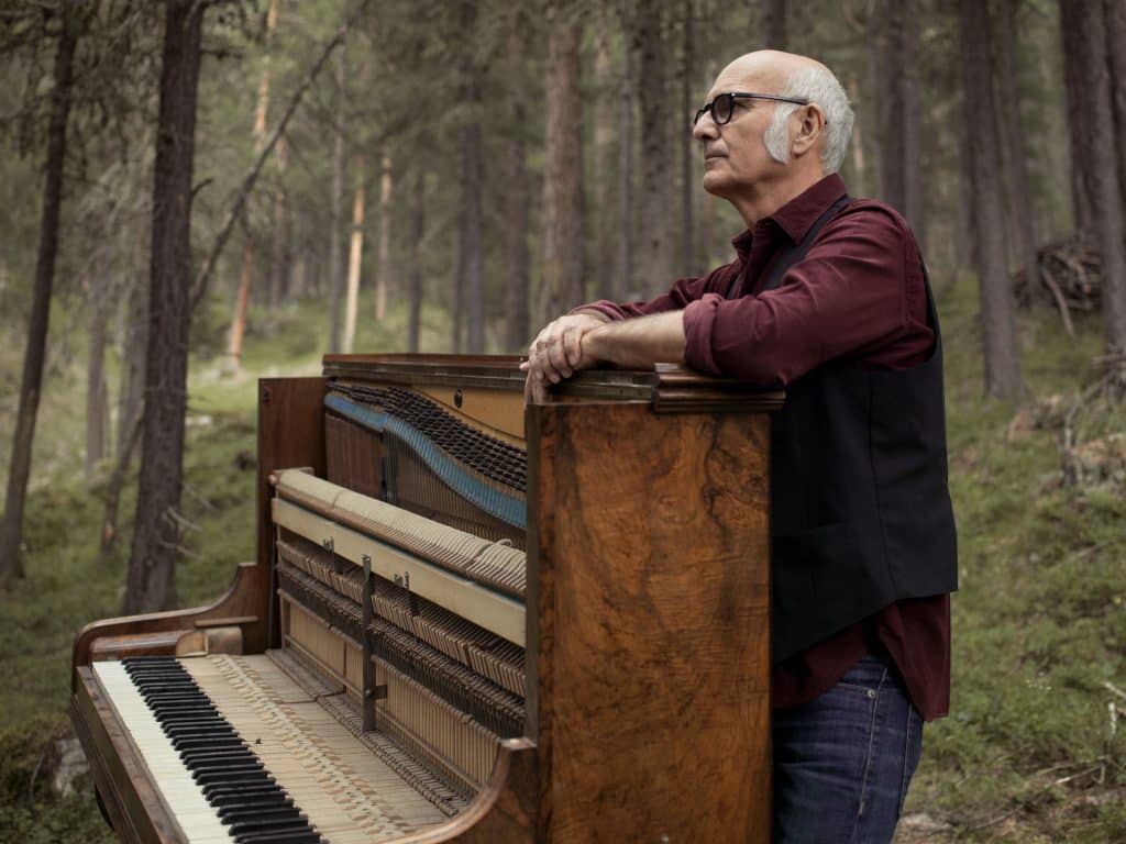 Chi sono i pianisti italiani jazz emergenti ludovico einaudi