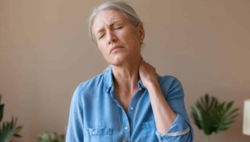 Come evitare e curare le contratture muscolari in età avanzata