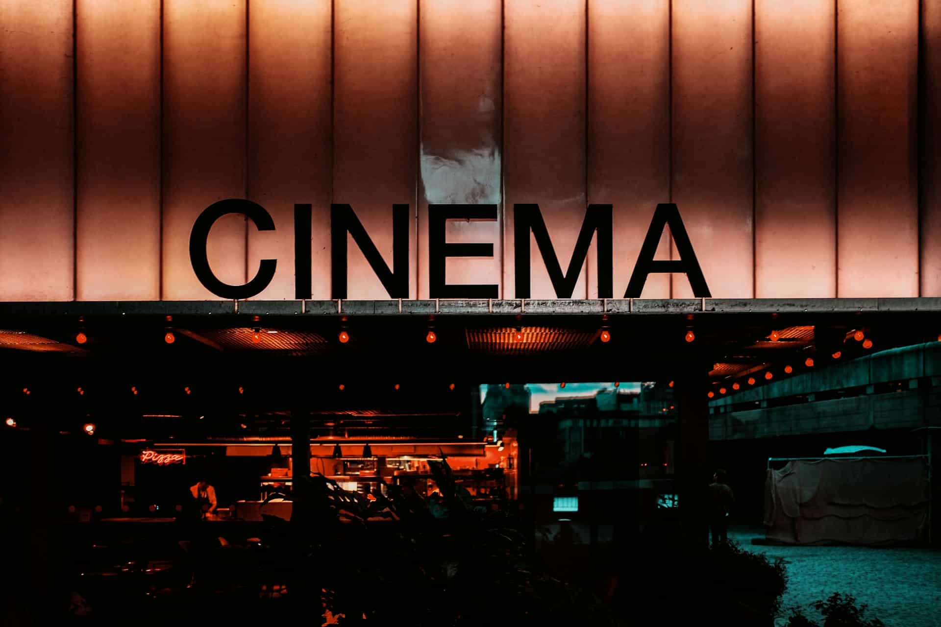 CINEMA-samuel-regan-asante-Geepgu8bCas-unsplash