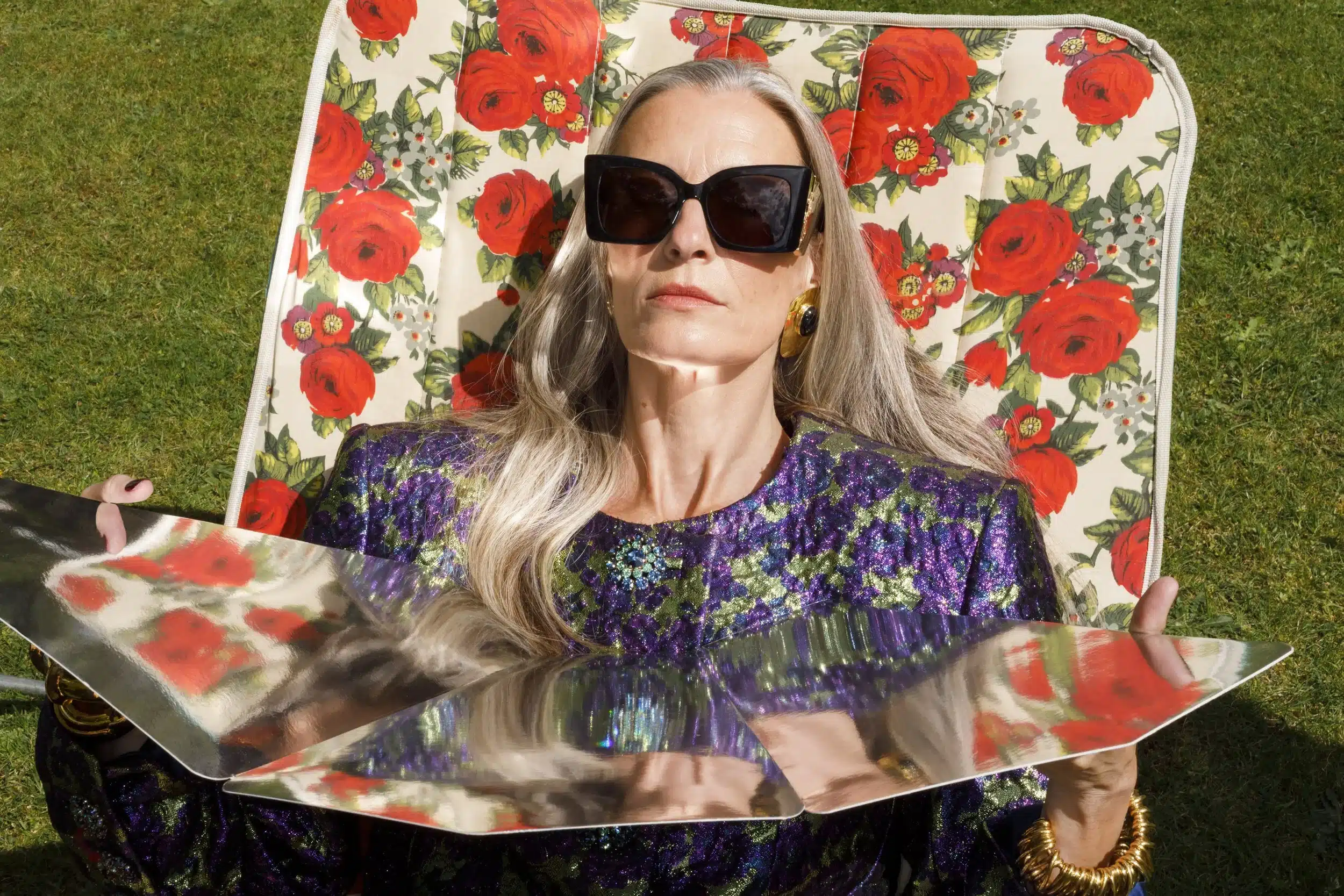 SAINT_LAURENT_AN_ORDINARY_DAY_7_HR