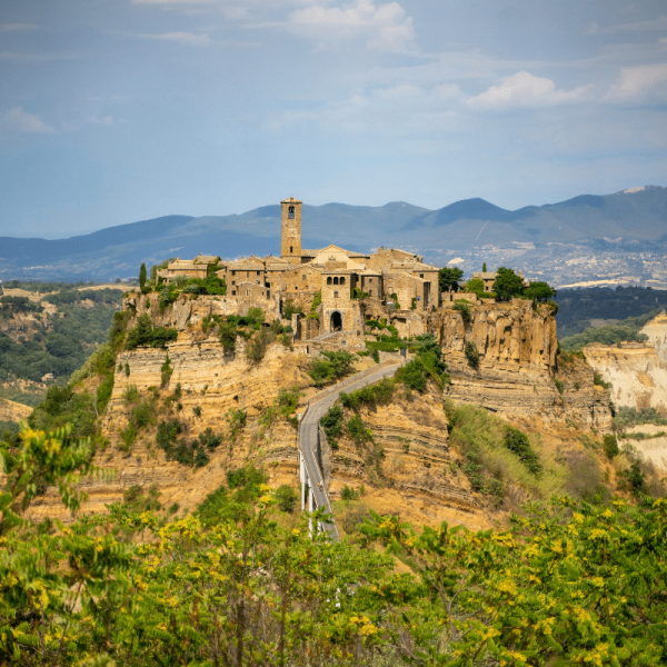 Tuscia: paesaggi etruschi