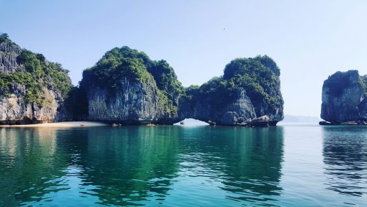 VIETNAM.baia di halong.venus-major-ndYxLz-QRPM-unsplash