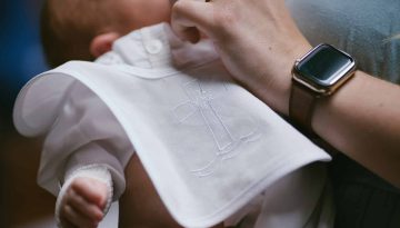 Frasi Battesimo: guida alle migliori frasi per biglietti di auguri