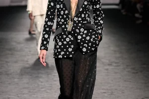 chanel-spring2023-ready-to-wear-
