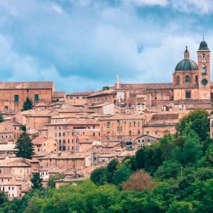 Marche: tra borghi, mare e storia