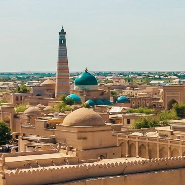 Uzbekistan sulla Via della Seta (da Roma)