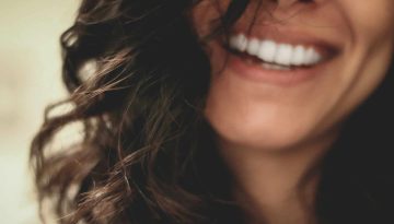 Frasi sul sorriso: le migliori da dedicare alle persone con cui stai bene