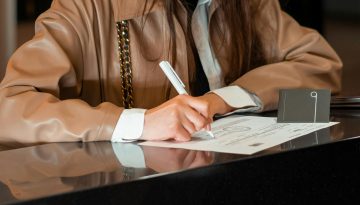 pexels-mikhail-nilov-7820383