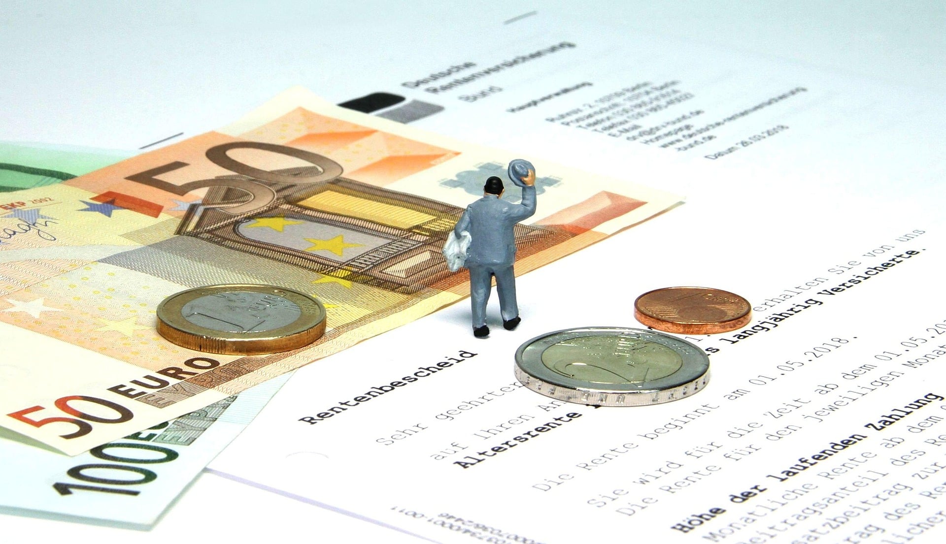 Come cambiano le pensioni nel 2026: si va in pensione a 64 anni e addio quota 103